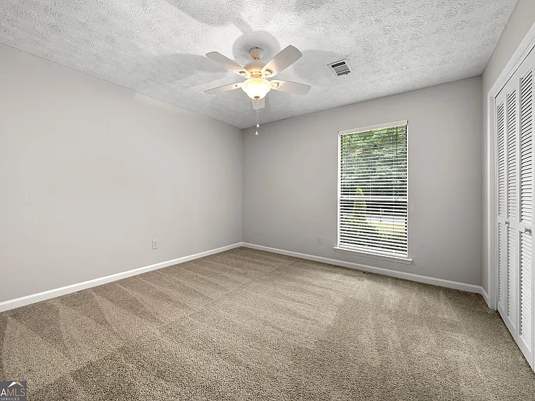 503 Waterwood Bnd — Photo 17