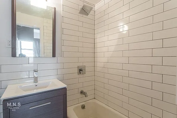 Rented by MNS Marketing | media 22