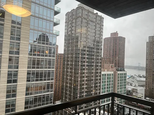 Rented by Stonehenge NYC LLC | media 5