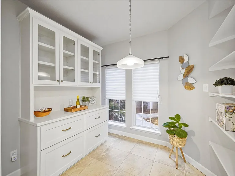2351 Summit Way Ct — Photo 9