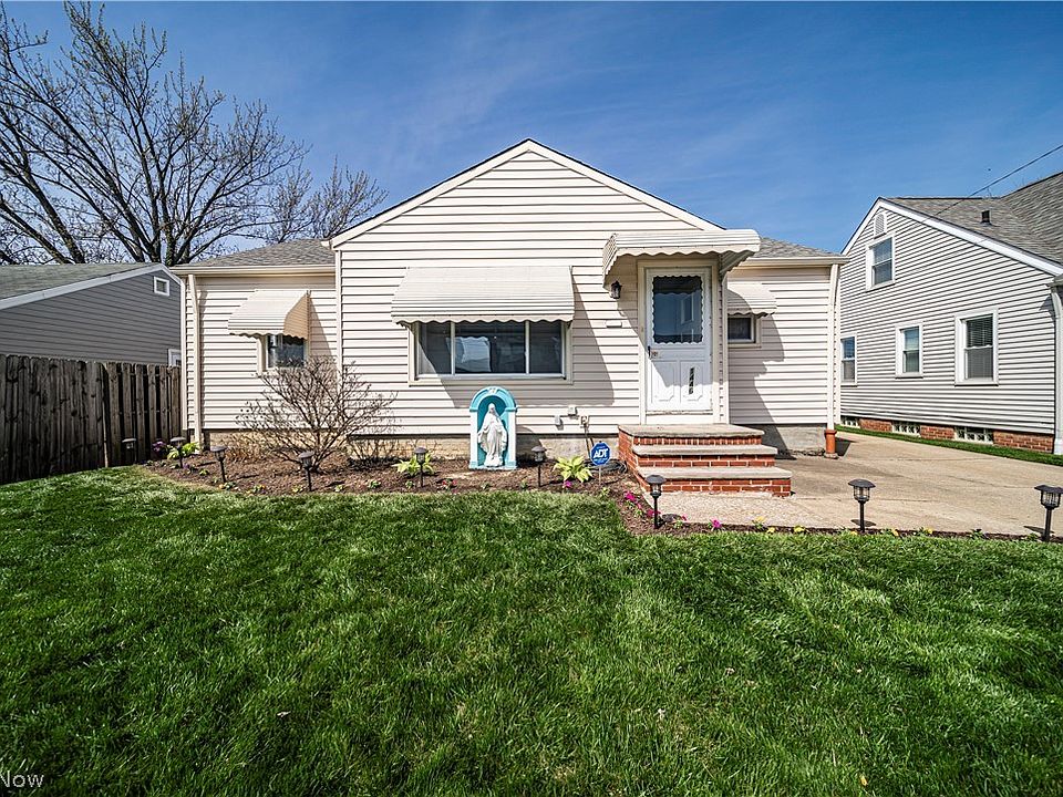 1st image of 1446 Orchard Heights Dr