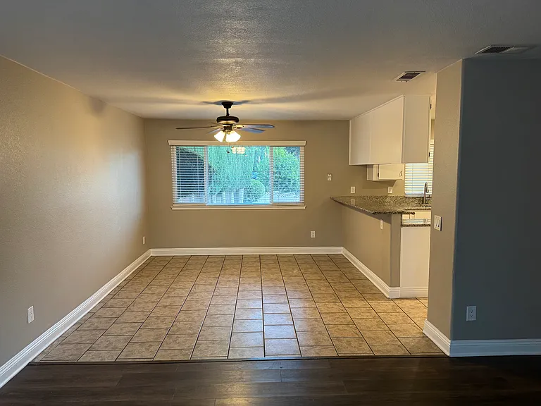 15840 Rainbow Dr — Photo 14