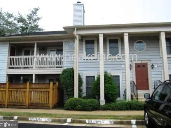 6057 Essex Ct House B, Alexandria, VA 22311