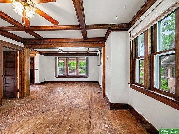 3rd image of 2430 Fontenelle Blvd