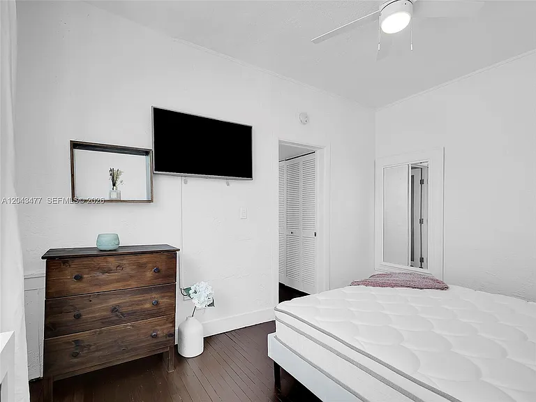 1618 Michigan Ave #25 — Photo 8