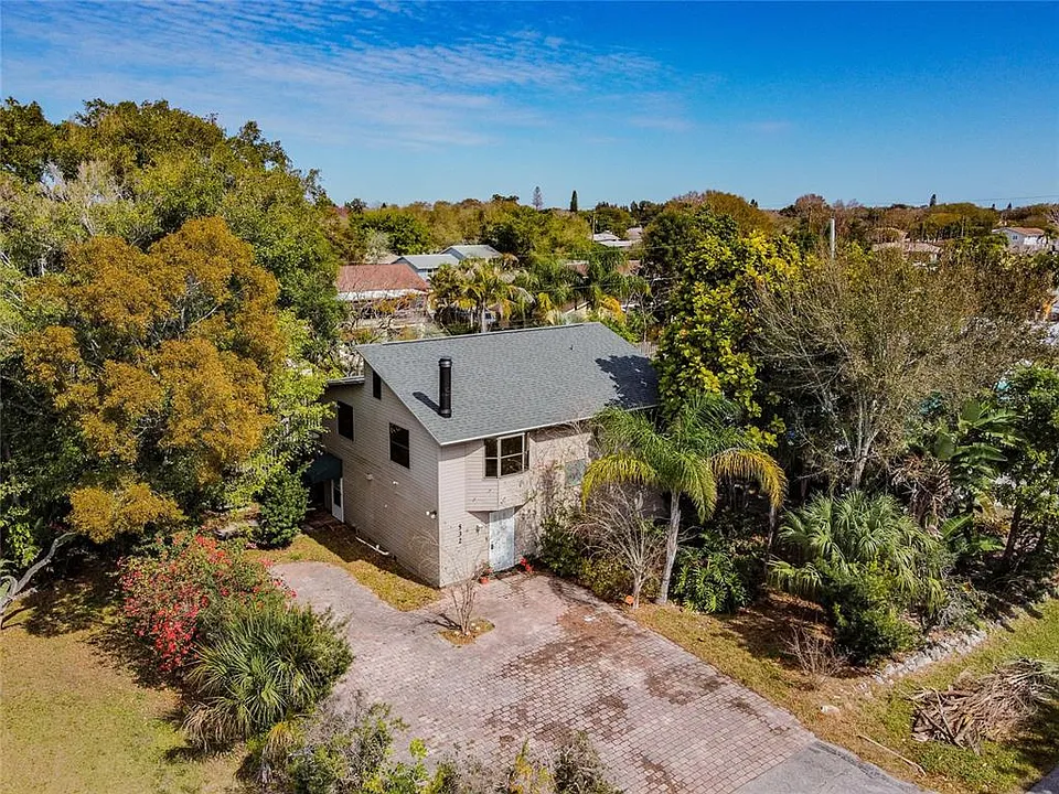 532 45th Street Ct W