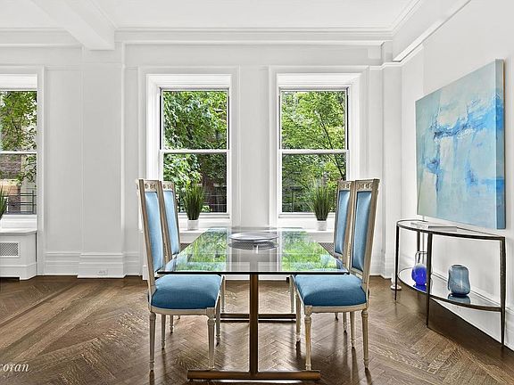 3rd image of 1004 Lexington Ave #2C