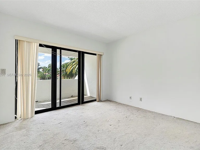 398 Fern Dr #10-6 — Photo 41
