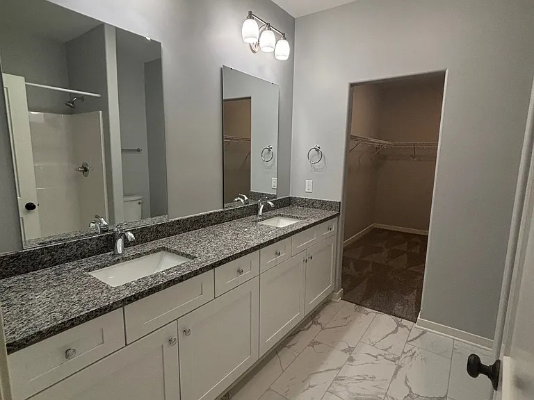 3440 N Bell School Rd #L — Photo 12