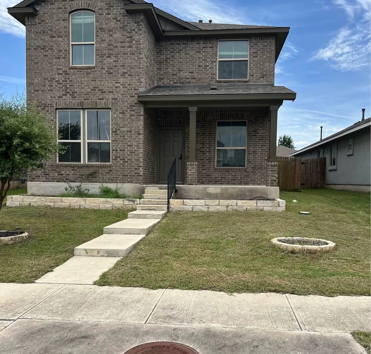 3 bed, 1754 sqft, $2,000 — Photo 1