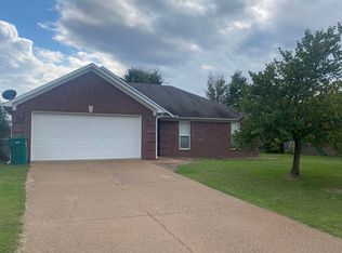 125 Kensington Cv, Medina, TN 38355