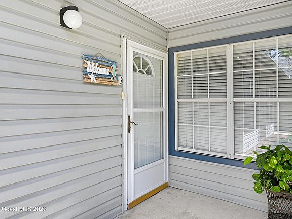 2nd image of 5040 Park Lake Dr #2216