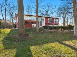 25W201 Oldham Rd, Naperville, IL 60563