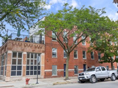 2200 W Erie St #A, Chicago, IL, 60612