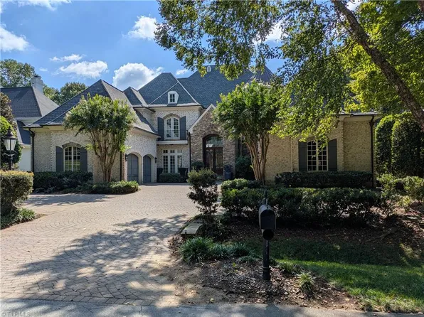 27 Flagship Cv, Greensboro, NC 27455