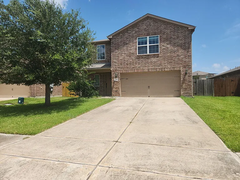 2218 Regatta Ln — Photo 2