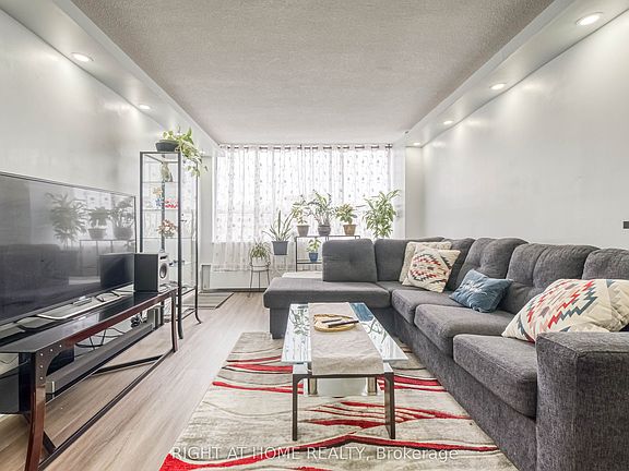 5th image of 320 Dixon Rd #2014