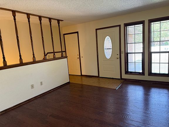 2nd image of 3704 N Athenian Ct