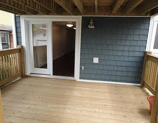228 Durocher St — Photo 10
