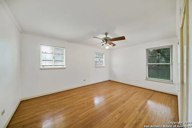 112 Sunway Dr — Photo 16
