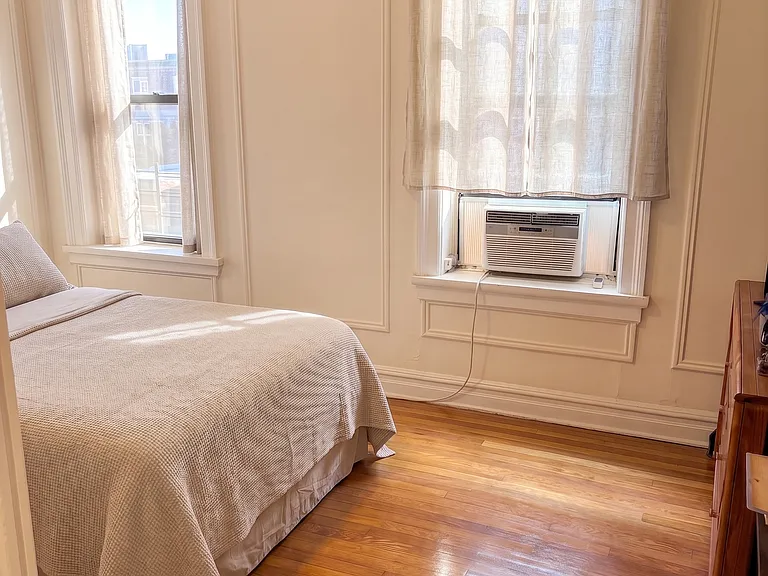 624 W 176th St #39 — Photo 3