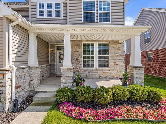 4th image of 36945 Chestnut Dr