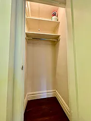 Rented by R New York