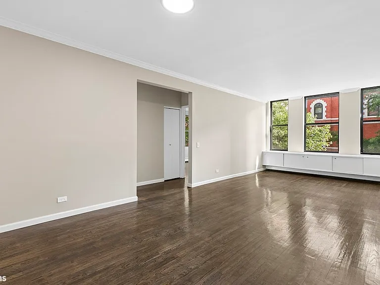 48 W 105th St #2B — Photo 3