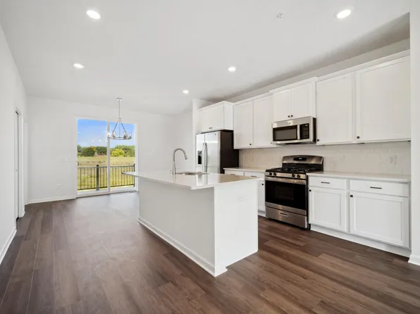 1533 Timberwood Ln, West Saint Paul, MN 55118
