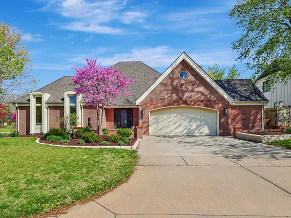 6904 E Aberdeen St, Wichita, KS 67206