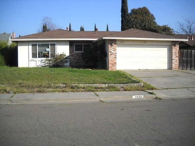 2nd image of 2722 Laurel Dr
