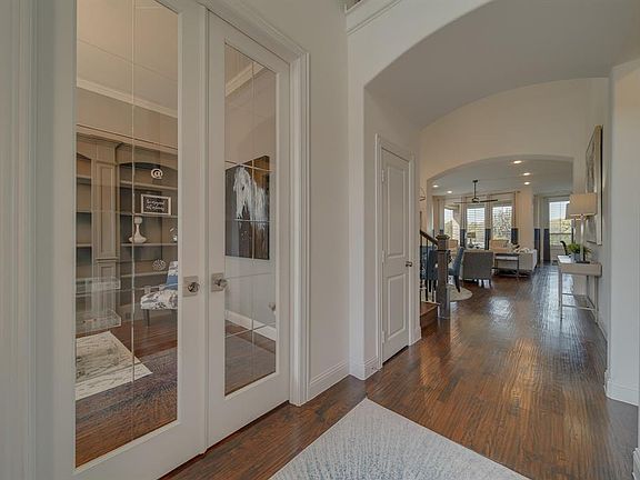 5th image of 11080 Longleaf Ln