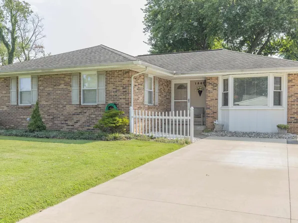 1504 Continental Dr, Evansville, IN 47715