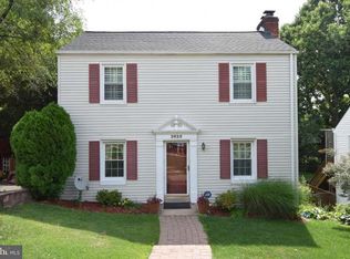 2825 Greenway Blvd, Falls Church, VA 22042