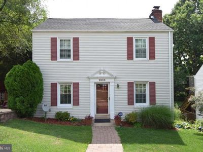 2825 Greenway Blvd, Falls Church, VA, 22042