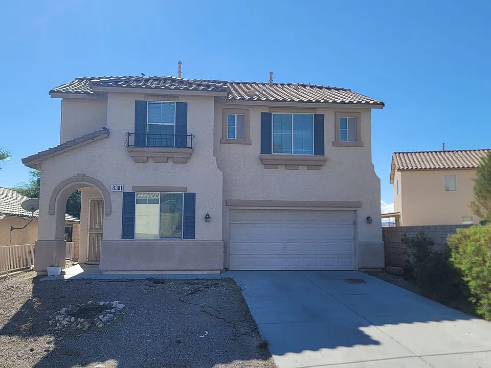 8381 Golden Cypress Ave