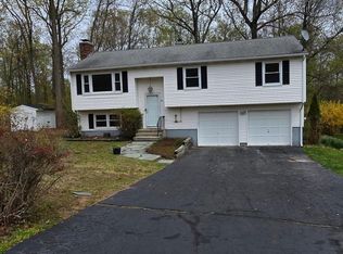 229 Russo Drive, Hamden, CT 06518