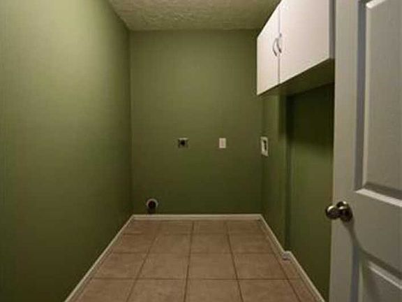 5th image of 3510 Whitebud Ln
