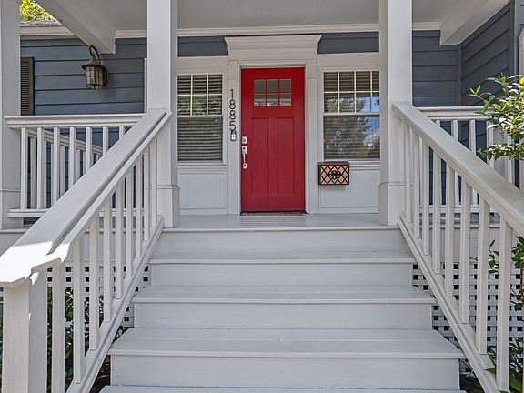 3rd image of 1885 Monroe Dr NE