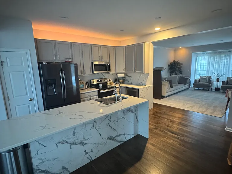 15824 Bobolink Dr — Photo 2