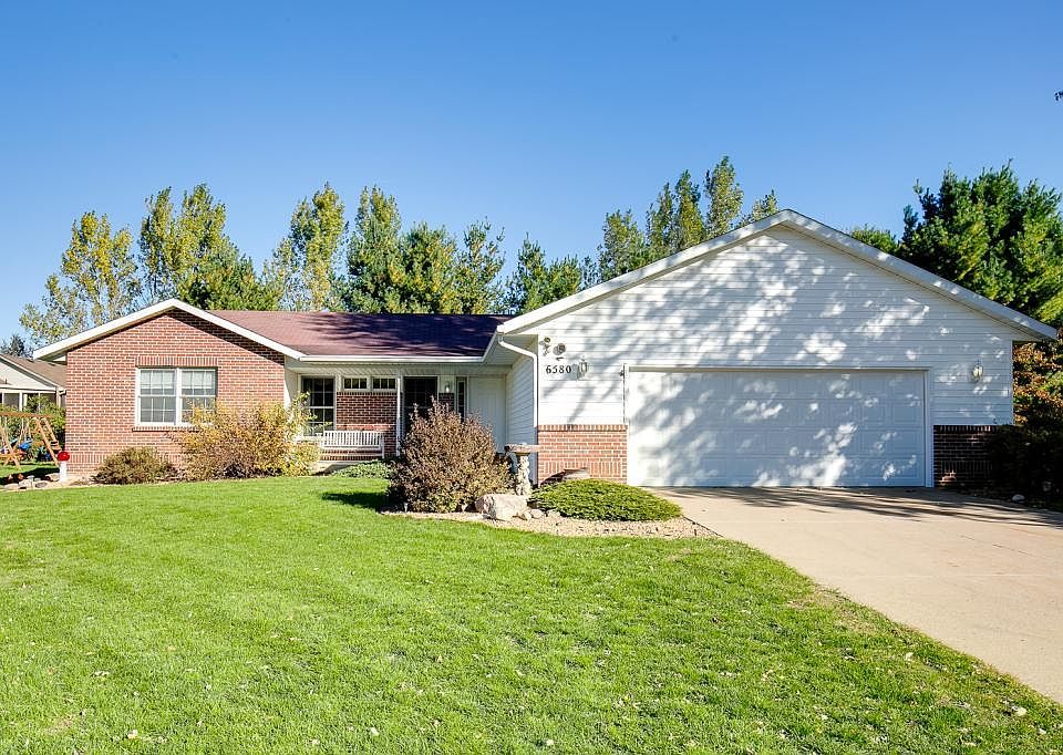 1st image of 6580 Rivercrest Dr