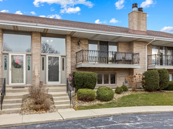 17927 Arkansas Ct #35, Orland Park, IL 60467