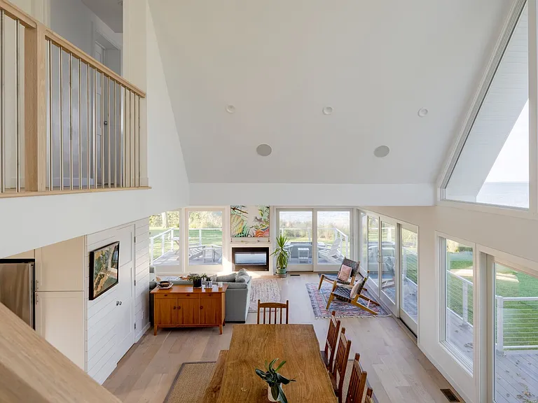 18 E Landing Rd — Photo 14