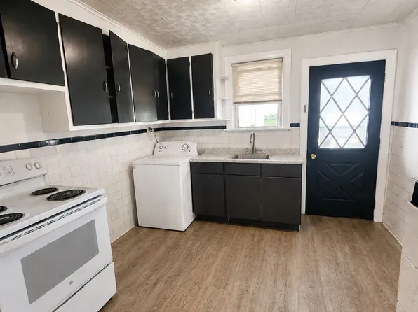 26 E Columbus Ave #B, Pittston, PA 18640