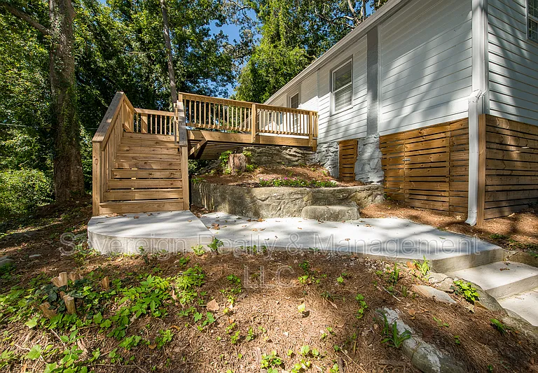 2227 Telhurst St SW — Photo 18