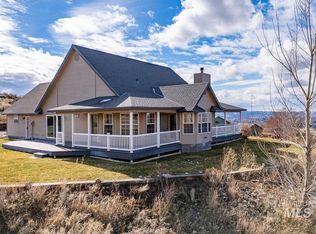2132 Corral Rd, Emmett, ID 83617