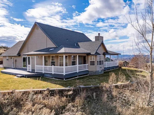 2132 Corral Rd, Emmett, ID 83617
