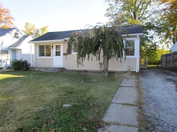 710 Myrtle Ave, Ashtabula, OH 44004