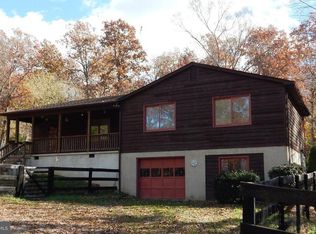 7241 Dudie Rd, Marshall, VA 20115