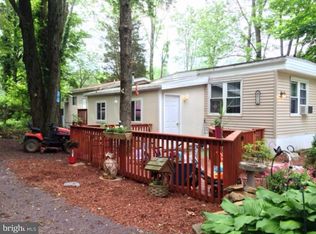 24 Lakeview Dr, Quakertown, PA